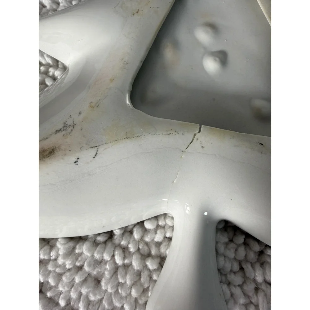 VTG Christmas Tree Shaped Dish Holly Berry Design White Porcelain Candy Dish‎